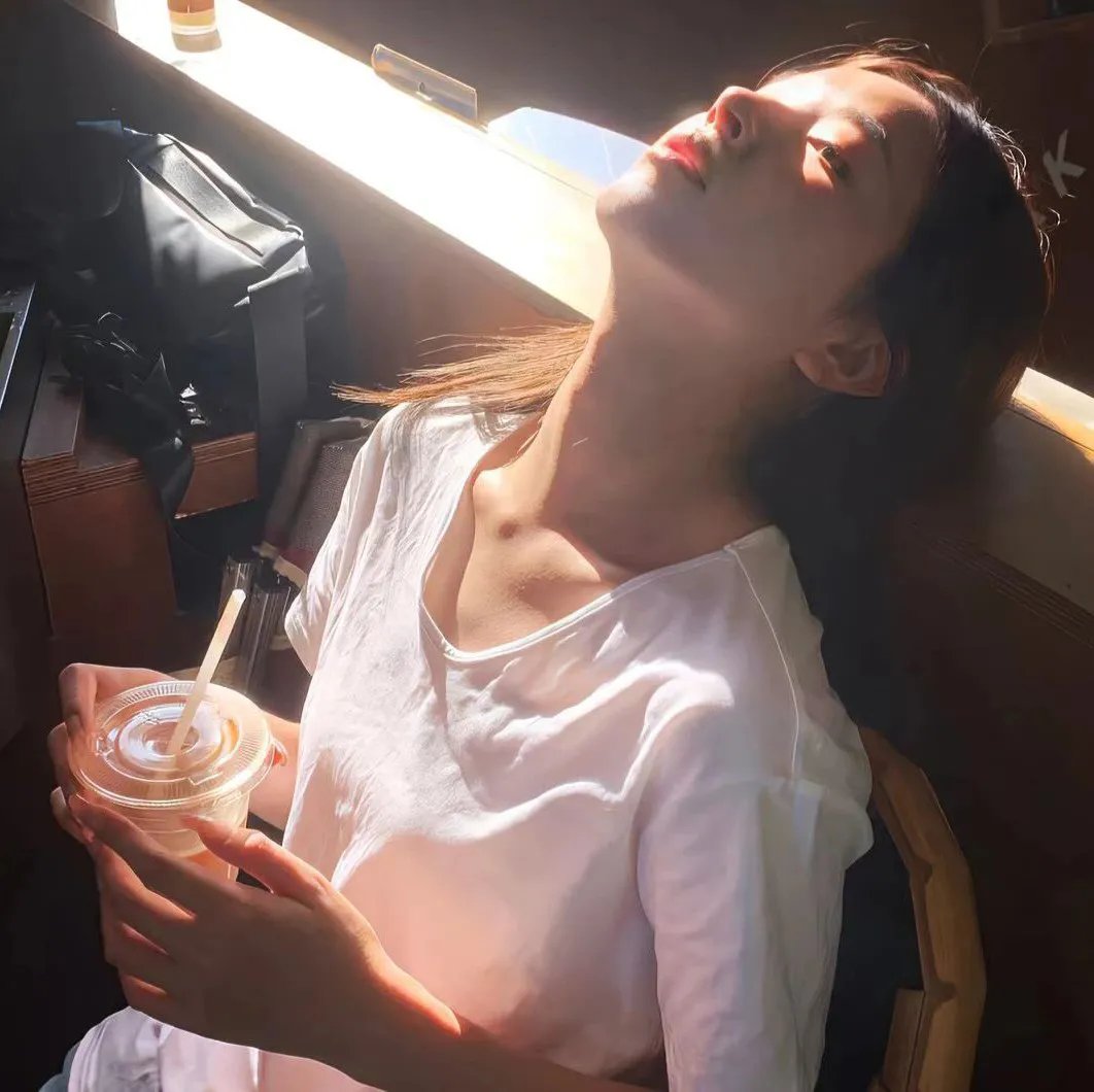 夫人，顾总今天又吃醋了