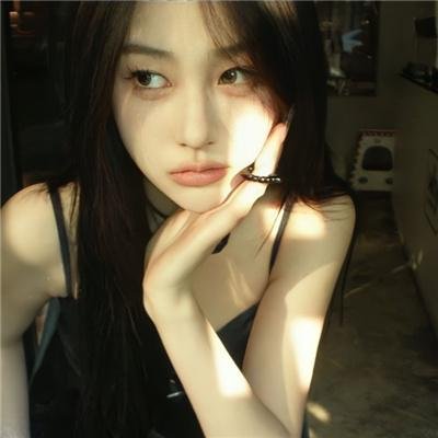 穿着鞋子的贝壳马塞尔